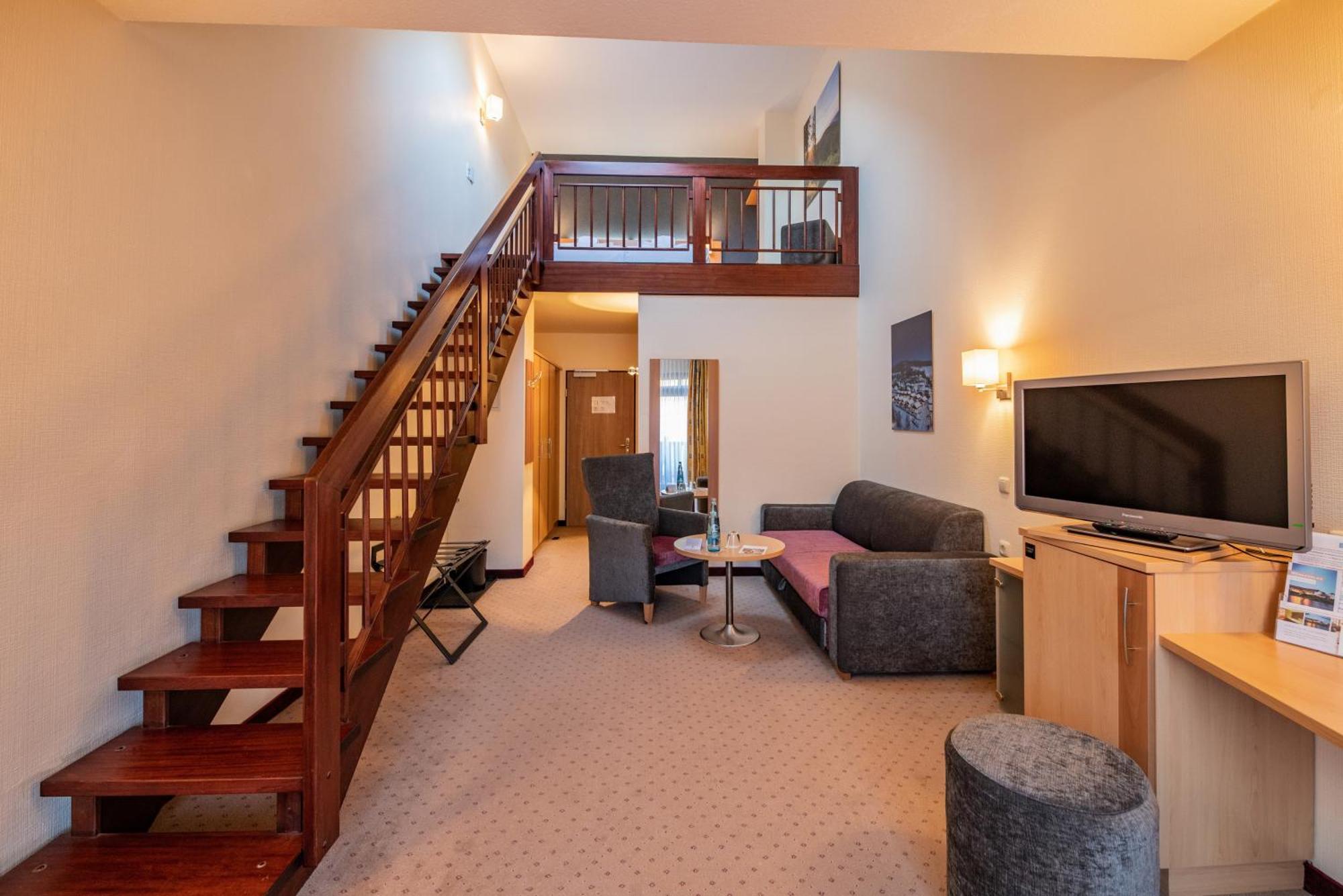 Goebel'S Seehotel Diemelsee Bagian luar foto