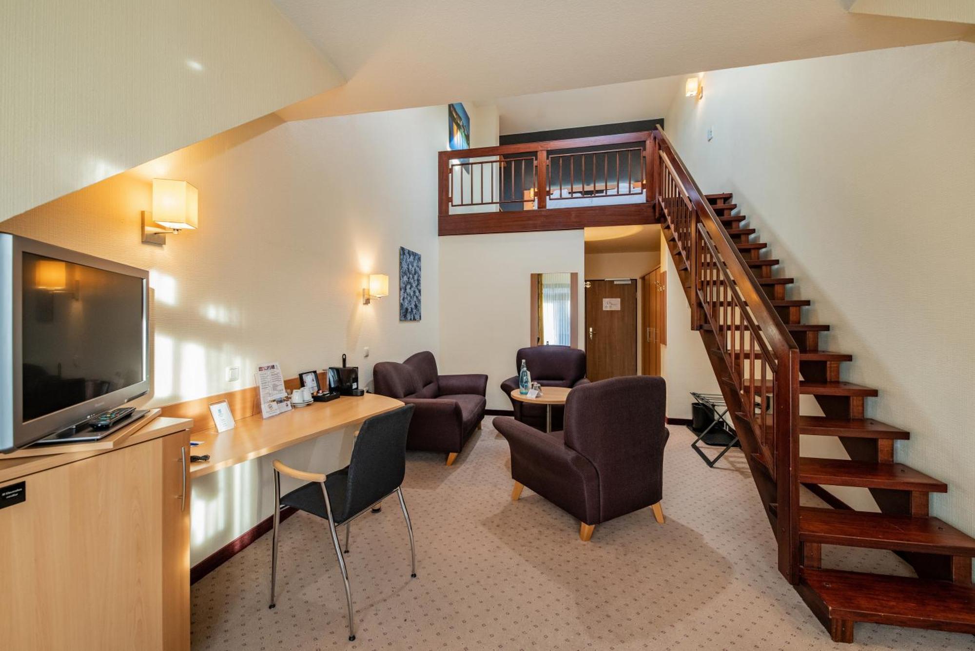 Goebel'S Seehotel Diemelsee Bagian luar foto